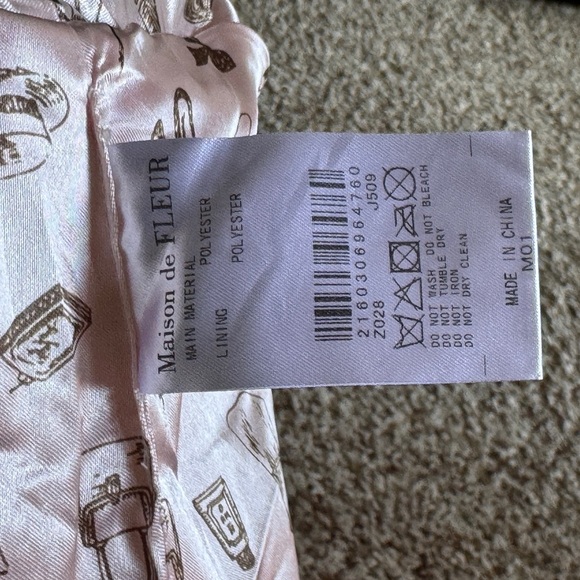 MAISON DE FLEUR Pink Fuzzy Tote Bag with Ruffled Handles - Picture 9 of 10